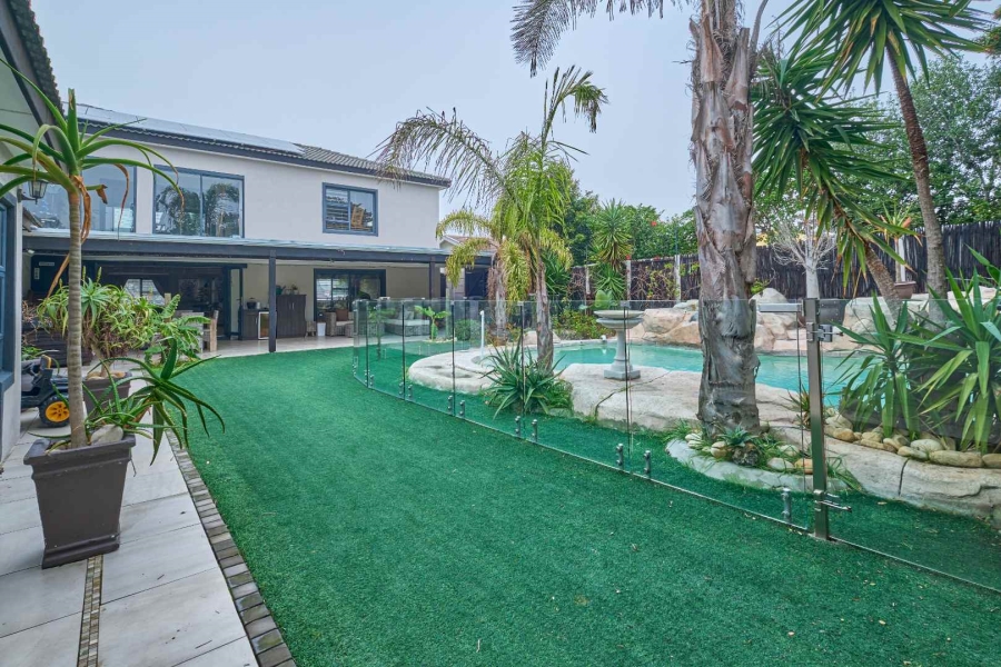 4 Bedroom Property for Sale in Flamingo Vlei Western Cape
